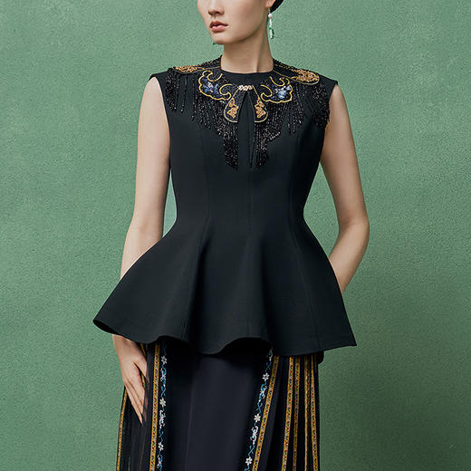 【林栖设计小店】复古衬衣优雅气质立体收腰显瘦2025春夏新品无袖上衣女1952090 商品图2