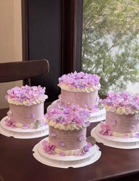 花“芋”荔浦芋头 · 奶油蛋糕 （鲜花装饰随季节变换）