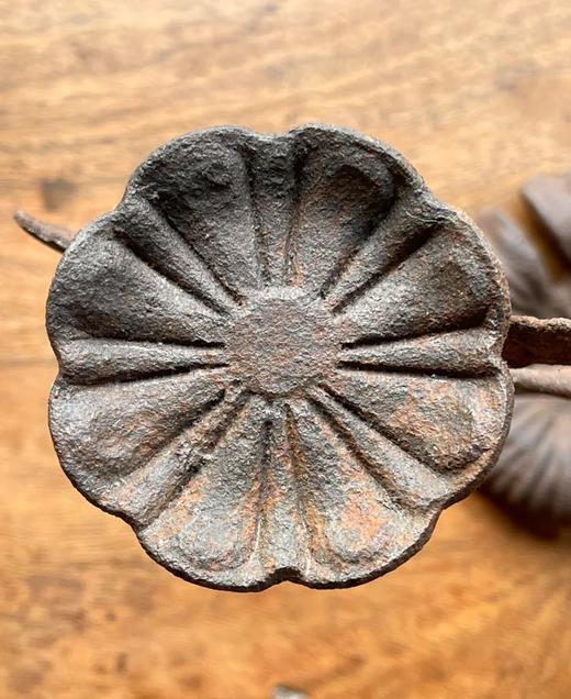 铸铁花卉形雕塑案头摆件，顺丰包邮 商品图10