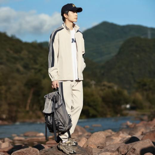 🌟【特价💰】斯辰唯佳情侣户外三防轻量化山系套装A61-D02❗❗❗： 🔺要说一年中适合游玩的季节，💥非春季莫属了，鸟语花香、温度适宜。  商品图6