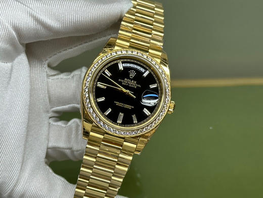 （黑冰糖圈口手工镶嵌钻石）NOOB Factory新力作V2升级版 劳力士Rolex星期日志型40mm 搭载原版3255自动机械机芯228239系列腕表，40毫米直径，研发耗时16个月！原版1比1开模 商品图4