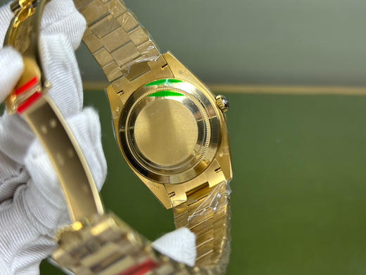 （黑冰糖圈口手工镶嵌钻石）NOOB Factory新力作V2升级版 劳力士Rolex星期日志型40mm 搭载原版3255自动机械机芯228239系列腕表，40毫米直径，研发耗时16个月！原版1比1开模 商品图5