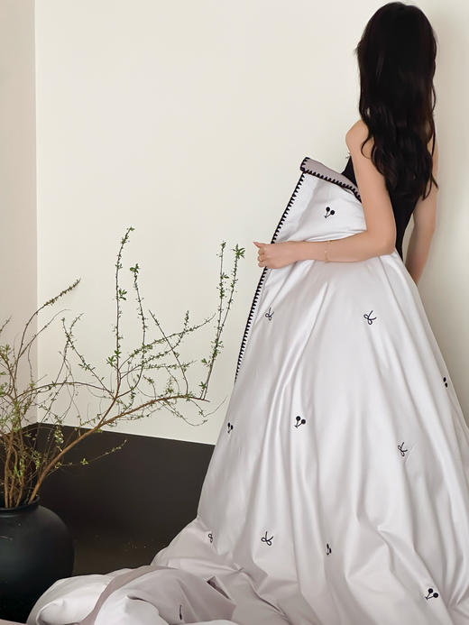 【高端全棉】2025新款100支澳棉四件套双股CR工艺  精致满绣+贝壳边 精致度满满 四季可用卧室床品 商品图5