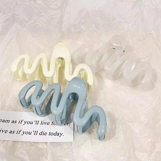 波浪形子后脑勺发夹发饰多发发量多巴胺大号糖果色抓夹卡夹夹鲨鱼 商品图0