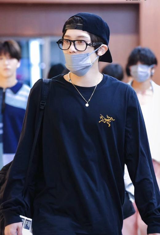 懂货的下单，SZN大爆款印花圆领长袖T恤（一周左右发货） 商品图9