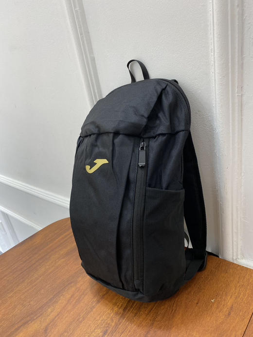 正品Joma轻便 迷你运动双肩包便携小背包 男女同款

小型综合训练小包！专柜都在售，这种款太实用了 商品图5