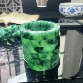 翡翠高品飘花手镯