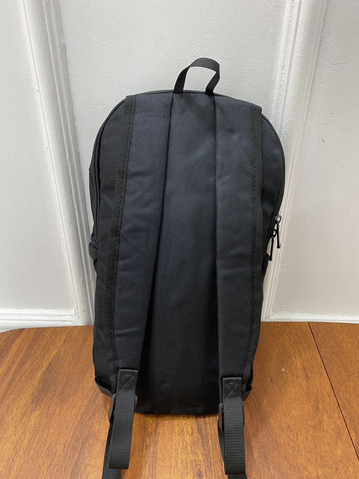 正品Joma轻便 迷你运动双肩包便携小背包 男女同款

小型综合训练小包！专柜都在售，这种款太实用了 商品图7