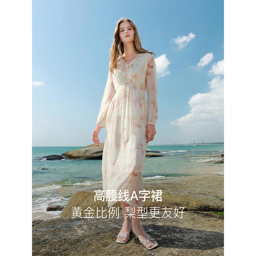 三彩2025春季新款真丝连衣裙桑蚕丝灯笼袖A字裙碎花长裙M 商品图2