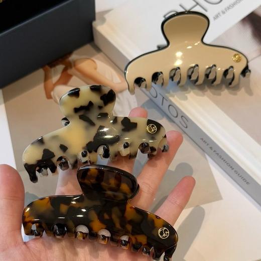 出口法国订单 日常通勤法式美学醋酸头饰 进口醋酸板材 轻松戴出高颅顶 商品图2