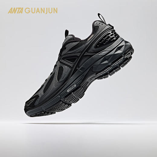 安踏【王一博同款】冠军全天候系列AG-G02女鞋休闲鞋122518803A 商品图0