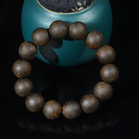 BC.BOE2.28-6  绿棋沉水(手串) ，37.08g， 16.9mm