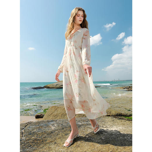 三彩2025春季新款真丝连衣裙桑蚕丝灯笼袖A字裙碎花长裙M 商品图1