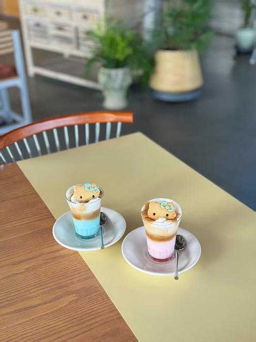 【新品】Hello Kitty维也纳咖啡 商品图3