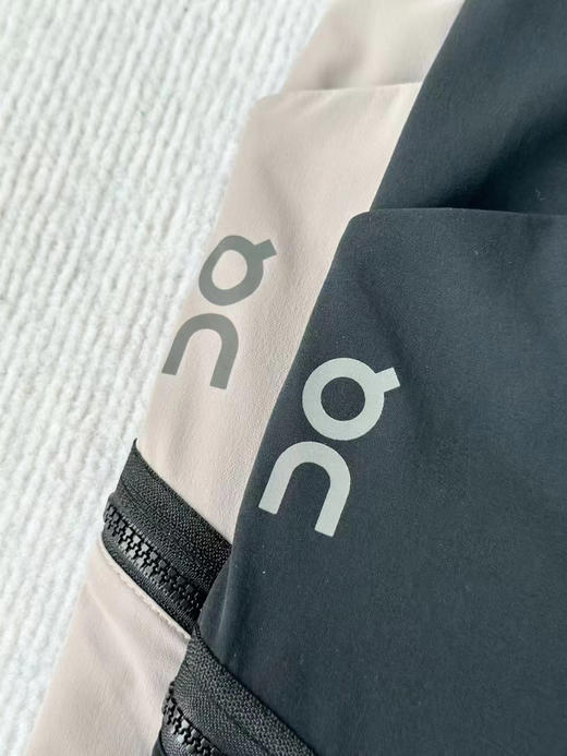 正品On昂跑 Trek Pants 2 新一代轻量旅行长裤，S-XXL
两个色，原价1190 商品图4