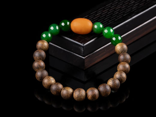 XY0025原创沉香DIY碧玉老蜡单圈手串 商品图1