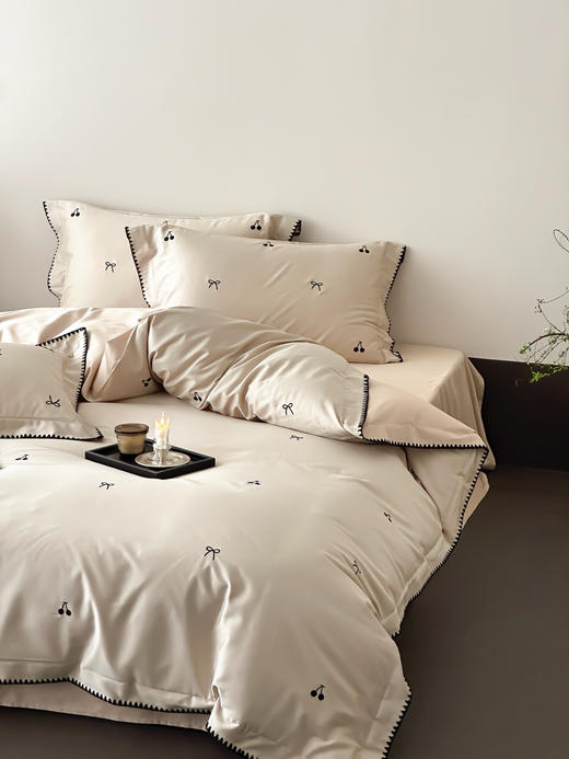 【高端全棉】2025新款100支澳棉四件套双股CR工艺  精致满绣+贝壳边 精致度满满 四季可用卧室床品 商品图2
