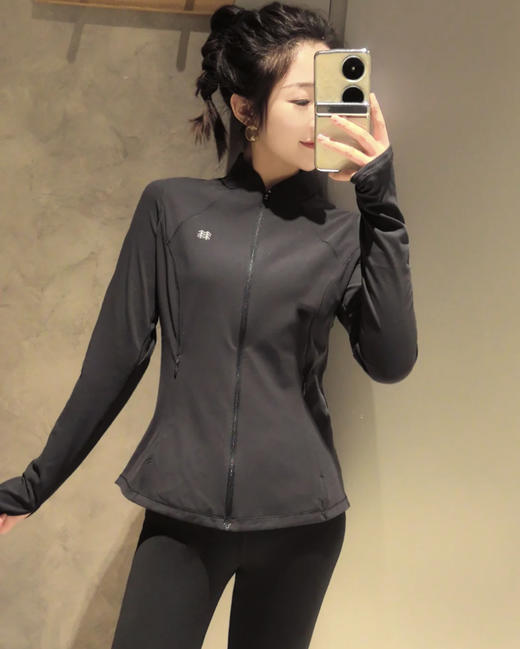 31-1 两棵树 徒步通勤 实穿女士立领夹克 是长袖T恤是夹克外套 显瘦显身材 商品图2