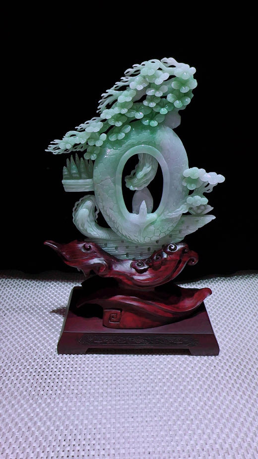 620885翡翠摆件【神龙护主】 商品图3