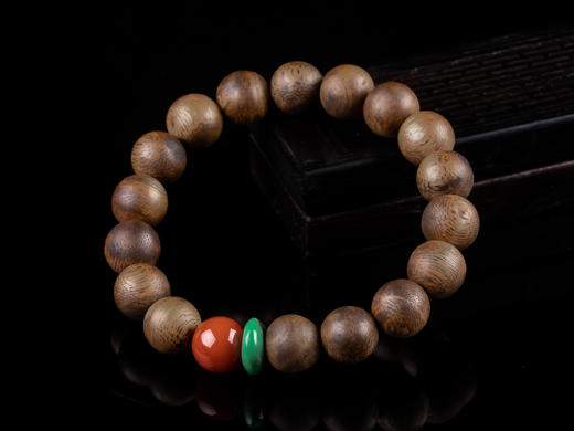 XY0041原创沉香DIY南红绿松单圈手串 商品图1