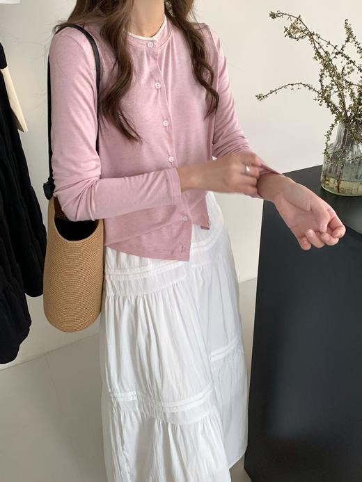 「显瘦纸片人」MIU系法式假两件圆领撞色开衫，进口莱赛尔醋纤美利奴羊毛面料，触感亲肤，4色任选，通勤休闲都适配长裤/长裙/短裤/短裙随便搭 商品图2