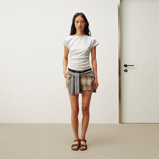 1.15上午10点8.8折！NUTH圆领褶皱不对称修身收腰短袖t恤女 白色/灰色 商品图1