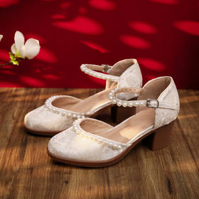 白色时尚圆头包头钉珠粗跟鞋XQ明珠