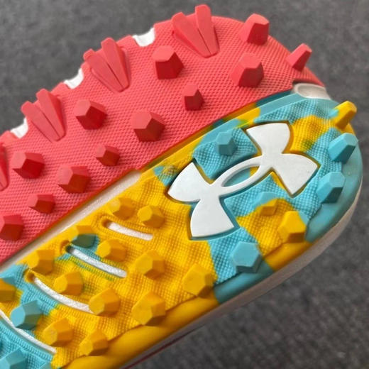 正品安德玛库里高尔夫男士球鞋，EVA中底舒适有弹力，鞋垫抗菌防臭，防滑底片抓地力更强
尺码40-44各几双 商品图7