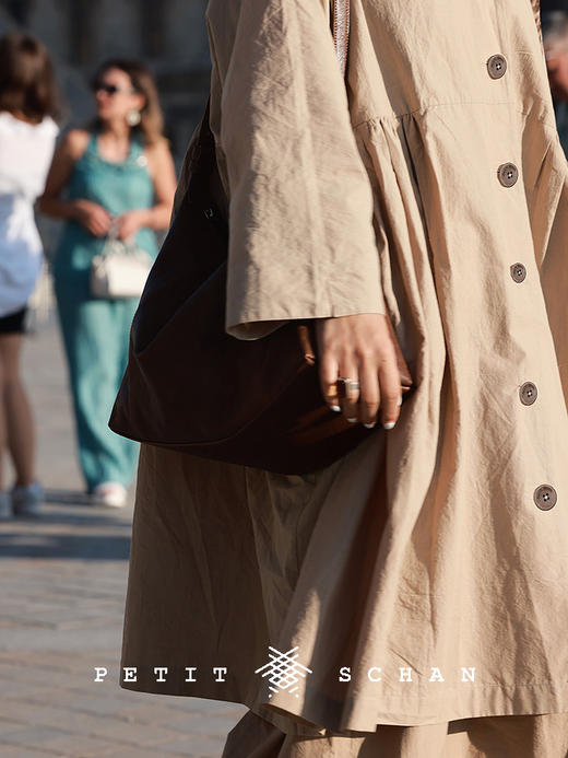 PETIT SCHAN小闪 CLO#589 The little girl's windbreaker 小姑娘家的风衣 高密色织匹马棉柞蚕丝苎麻设计感风衣 商品图2