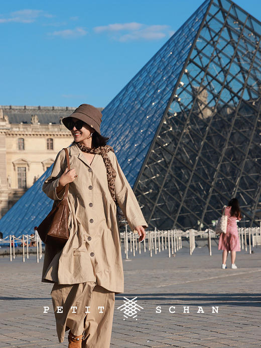 PETIT SCHAN小闪 CLO#589 The little girl's windbreaker 小姑娘家的风衣 高密色织匹马棉柞蚕丝苎麻设计感风衣 商品图1