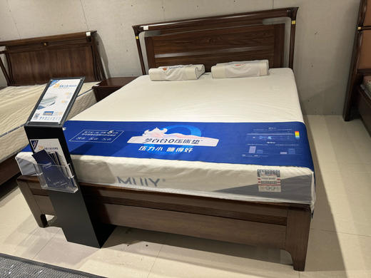 实木床/B17-C-313-18 商品图1