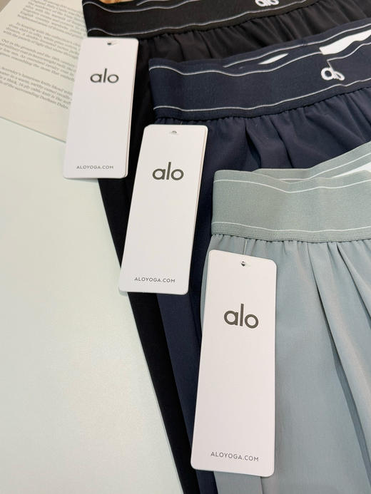 Alo yoga春夏款腿标梭织阔腿裤 商品图13