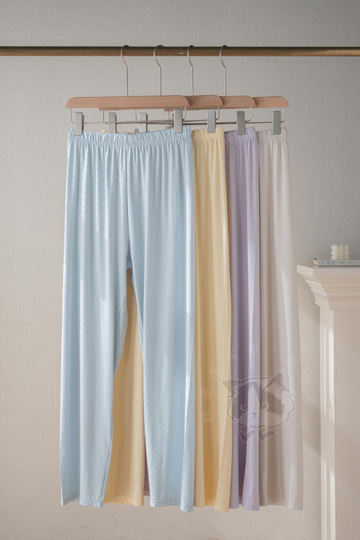 【🔥预售3月27左右发货！！法国🇫🇷Cenmir森米尔·有机桑蚕丝开襟家居服】  ✅睡衣6A有机桑蚕丝混纺+日本进口横机织造，极致细腻柔软  ✅浅春风纯色+流畅开襟线条，
 ✅四针六线精细缝制 商品图1