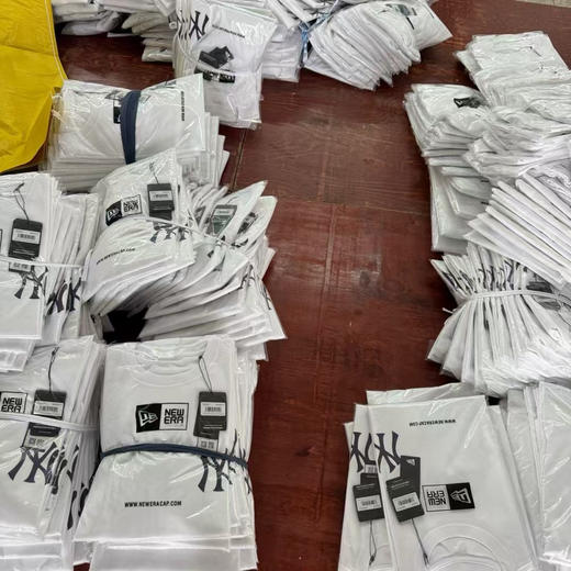 原单正品纽亦华25年新款霓虹情侣款短袖3色，白色 藏青色 墨绿色
尺码S-XXL 商品图11