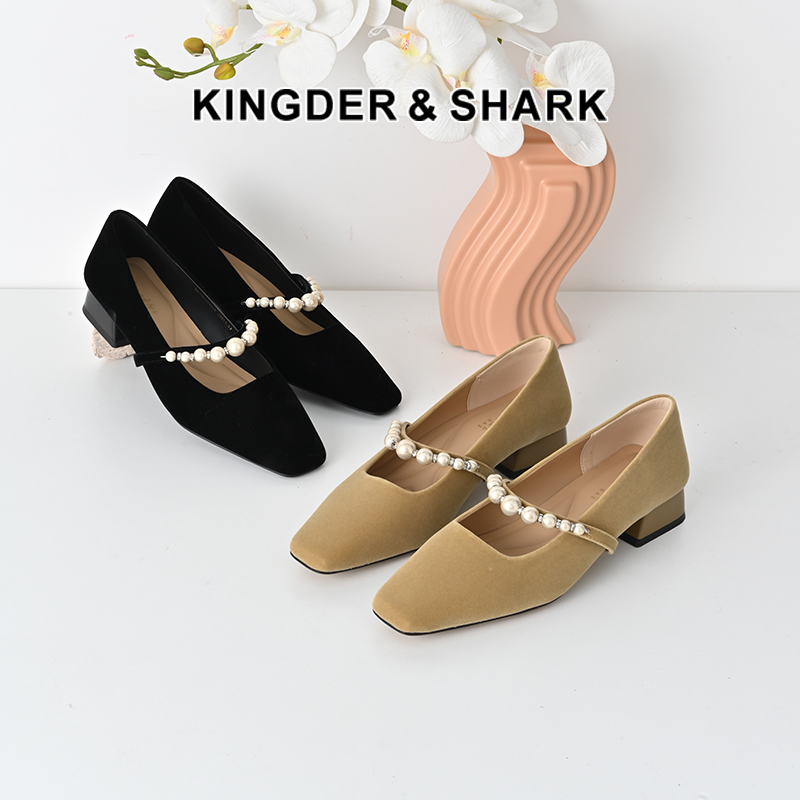 经典鲨2025年春季新款时尚法式复古小方头气质玛丽珍单鞋女KW198-517031