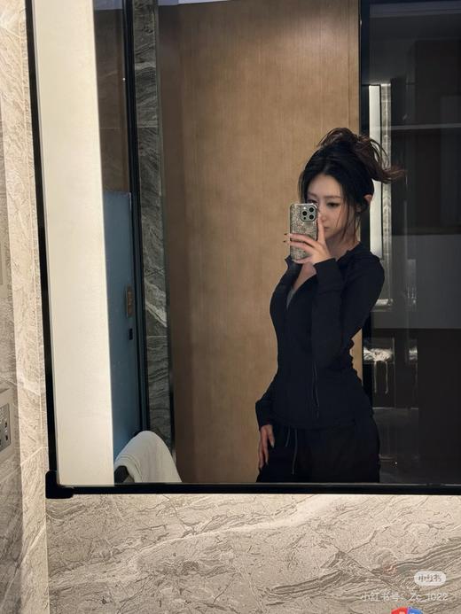 一店7d 大爆款𝐥𝐮！d家连帽𝐝𝐞𝐟𝐢𝐧𝐞终于安排了 这次真的🔥尤其是这件连帽夹克 比立领更好看！更纯欲！更休闲！ 商品图13