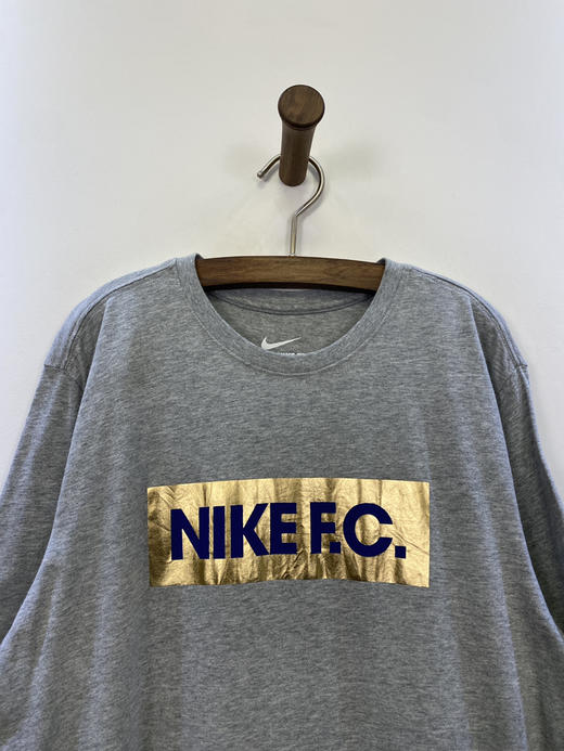 NIKE 耐克 FC 足球俱乐部 短袖T恤 _SST(L) 商品图1