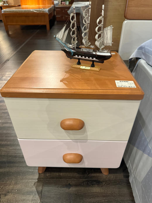 L801床头柜 商品图0