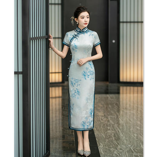 GX老上海复古国风花罗提花长款旗袍2025春新款浅色优雅简约中式旗袍 商品图3