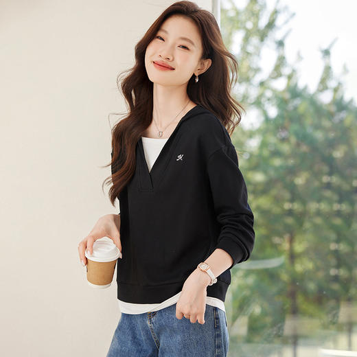 CC-XFY2529假两件拼接长袖卫衣女2025春秋新款宽松显瘦遮肚休闲t恤带帽上衣 商品图0