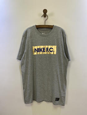NIKE 耐克 FC 足球俱乐部 短袖T恤 _SST(L)