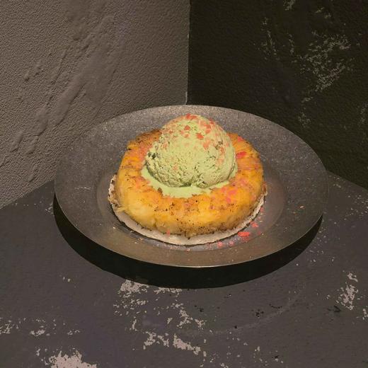 炭烤菠萝配冰激凌 商品图0