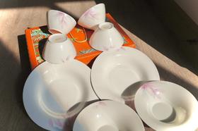 💥上新啦！最期待的水墨胭脂古风古瓷餐具来袭！【玛万生活现代浪漫古瓷餐具】✔️当古风与现代餐具相结合打造别具一格的用餐体验。