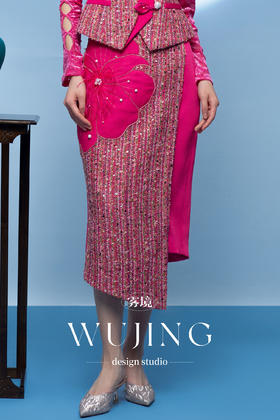 3205215 瑰意玫粉 进口醋酸缎/重磅纹理金丝呢料半裙 雾境