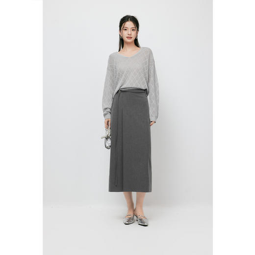 【积分换购不退货】【商场同款】诗凡黎灰色菱格镂空针织衫2024夏新款3F4531181S 商品图1