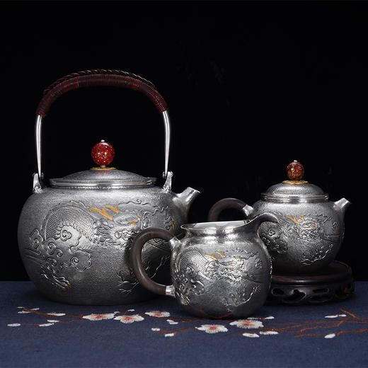 子佩集S990【蛟龙得水】提梁壶小茶壶公道杯摆件套装【MH007】【MH008】【MH009】纯银茶具原创作品2502 商品图1