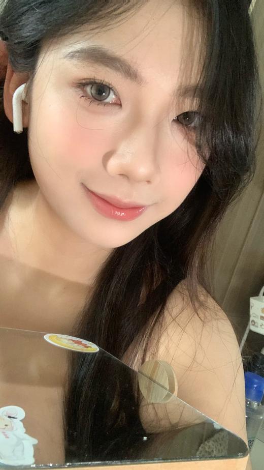 Kira Fairy旗下 · 织光羽纱｜14.2mm白狮参考着色中等直径 日抛十片装 商品图5