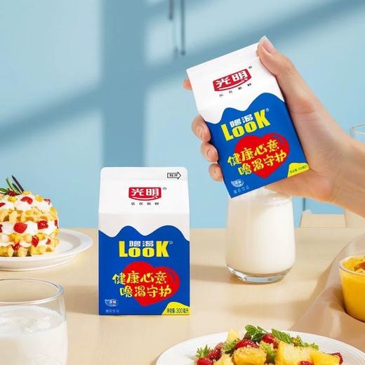 光明look噜渴原味酸奶 300ml/瓶 商品图1