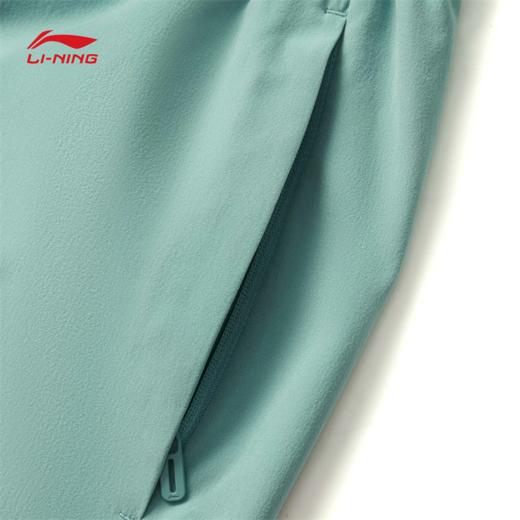 李宁专业跑步系列男子反光速干凉爽运动短裤AKSV089 商品图5