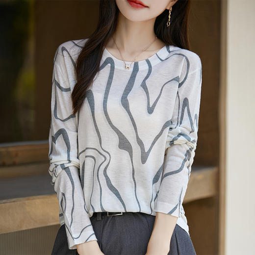 丁摩 超细水溶精纺羊毛衫女新款圆领套头长袖针织打底衫宽松显瘦印花5ZF-3302 商品图5